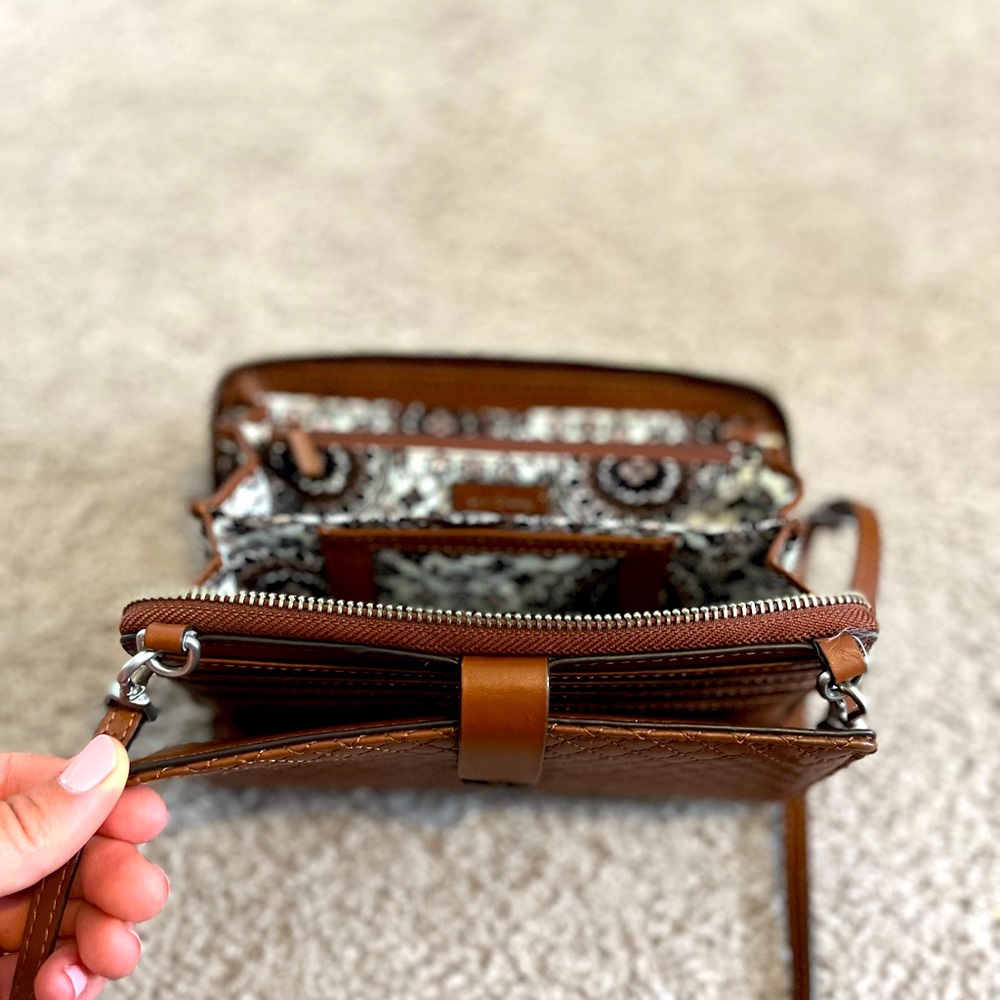 Vera Bradley wristlet wallet